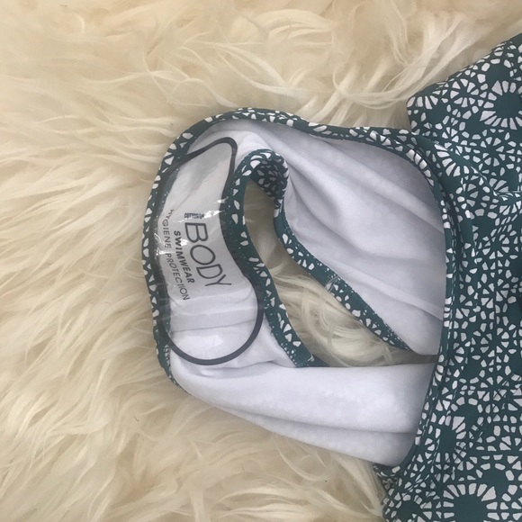 Cotton On High waisted cheeky bikini bottom - Picture 3 of 3